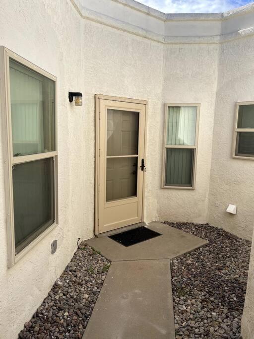 Townhouse, Two Car Garage, Fireplace Back Yard Las Cruces Bagian luar foto
