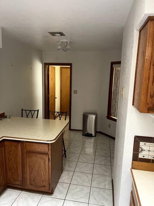 Townhouse, Two Car Garage, Fireplace Back Yard Las Cruces Bagian luar foto